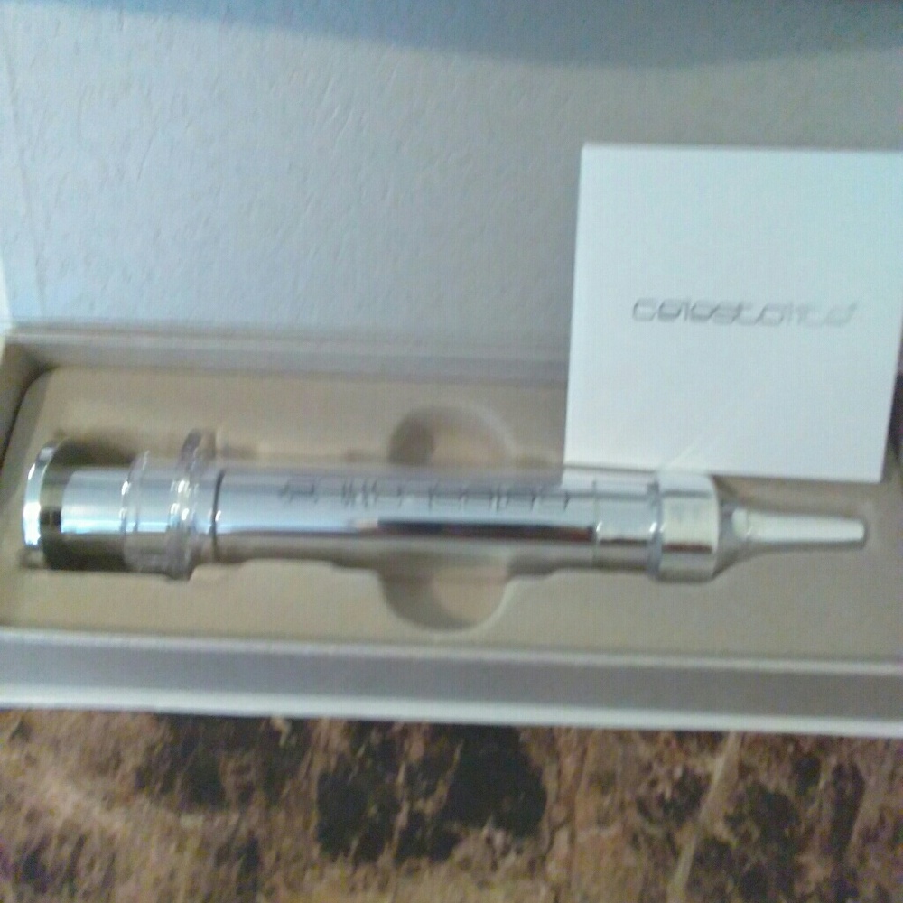 Cosmic wrinkle plumper